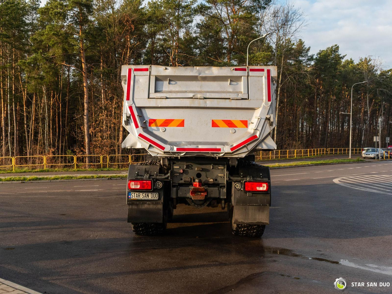 Camion basculantă : Foto 22 Camion basculantă : Foto 22
