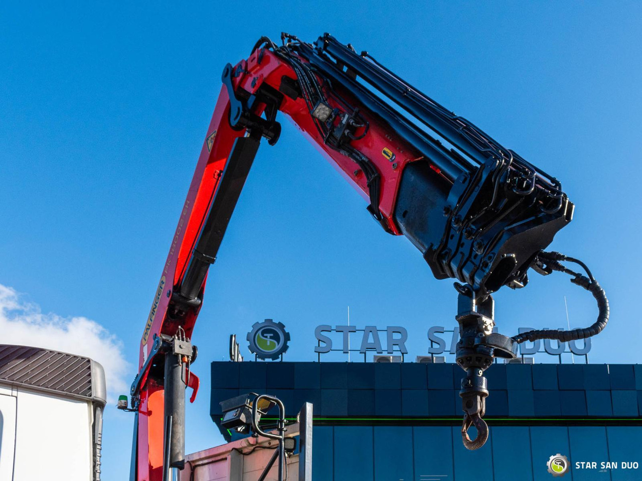 Camion cu macara : Foto 25