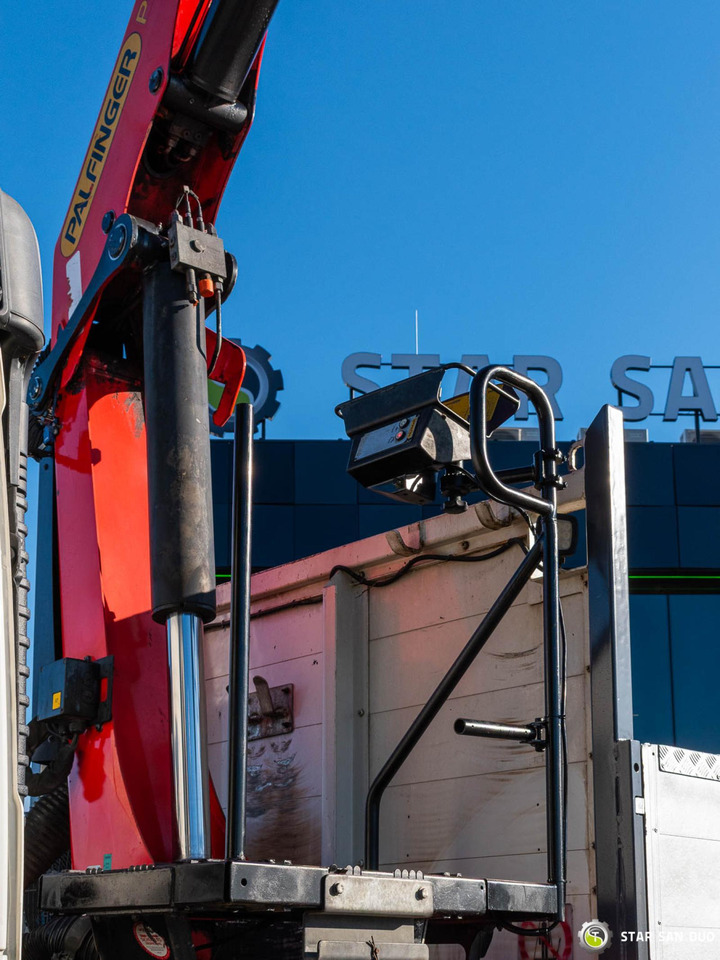 Camion cu macara : Foto 27