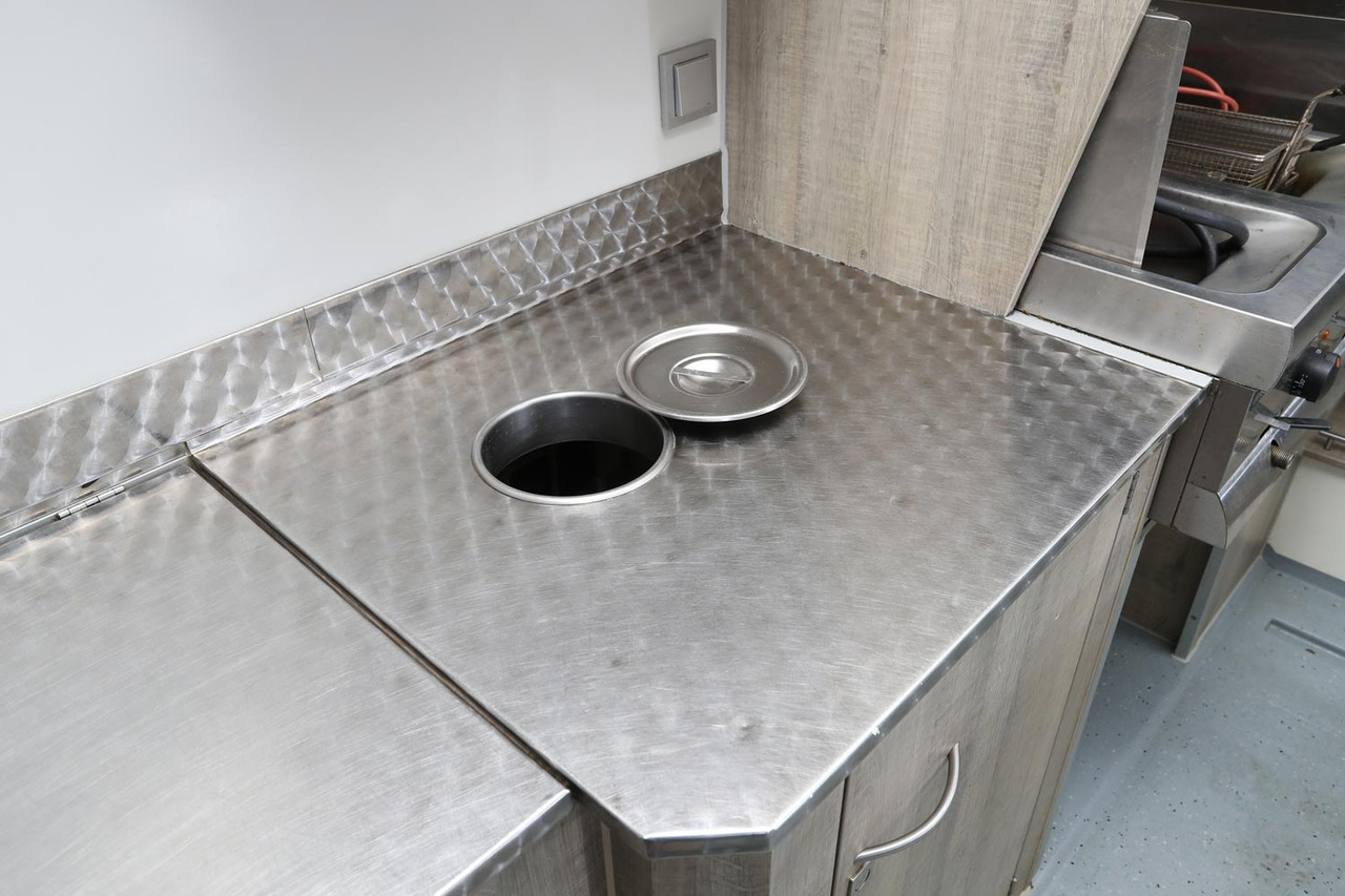 Wochenmarktmobil Seico - Autorulota comerciala: Foto 2 Wochenmarktmobil Seico - Autorulota comerciala: Foto 2