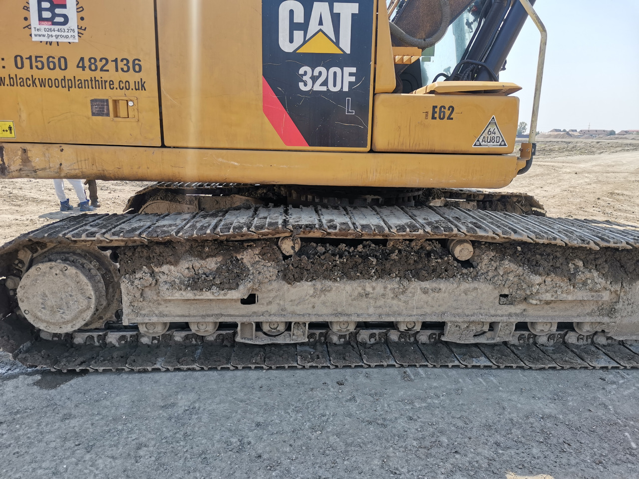 Excavator pe şenile CATERPILLAR 320 F: Foto 10