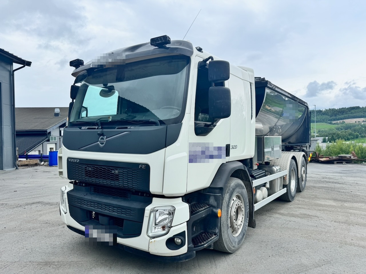 Volvo FE320 - Camion, Maşină de asfaltat: Foto 2 Volvo FE320 - Camion, Maşină de asfaltat: Foto 2