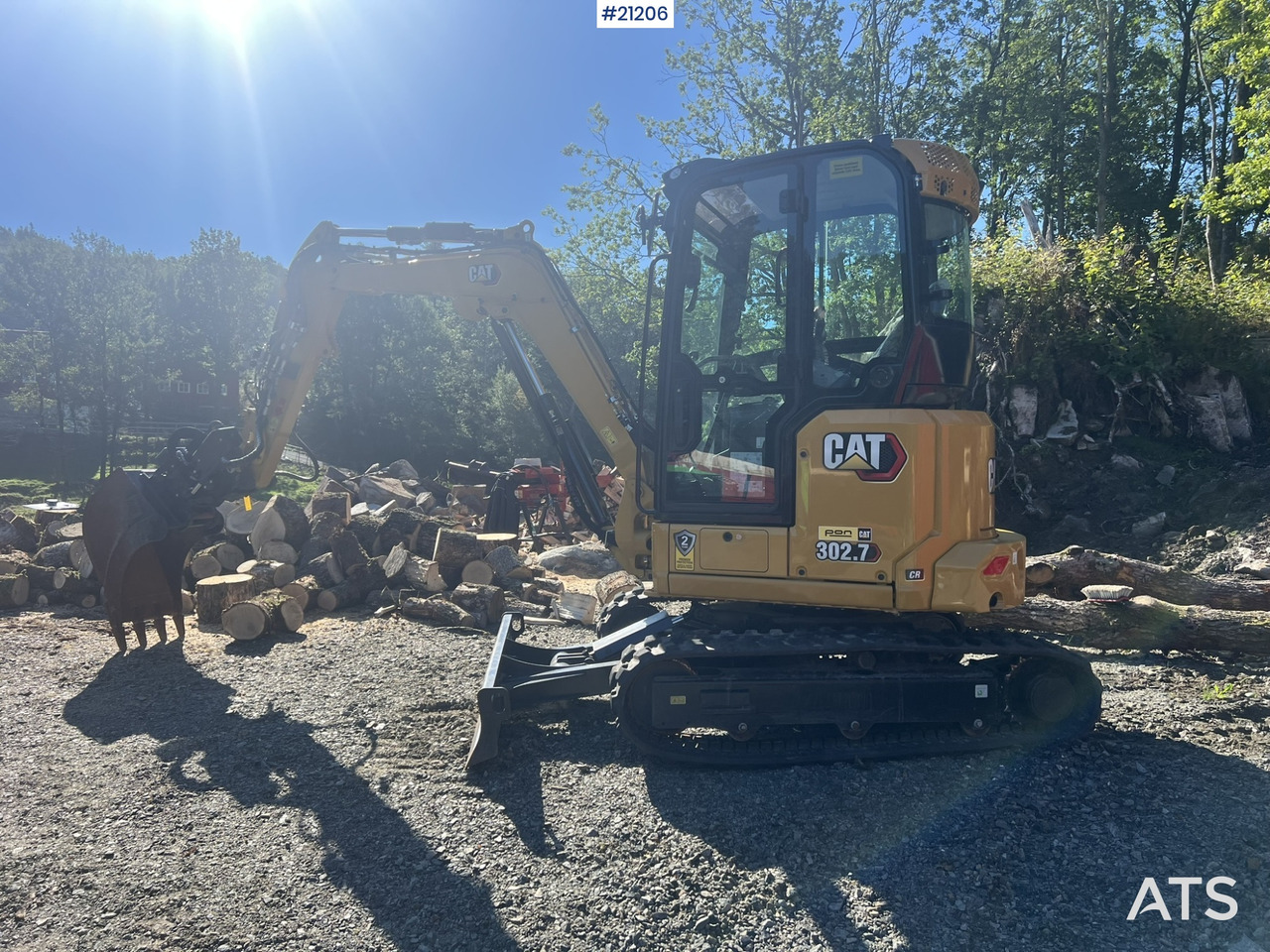 Caterpillar 302.7 CR gravemaskin m/ rototilt, pusseskuff,graveskuffe,klype og grøfteskuffe - Mini excavator: Foto 4 Caterpillar 302.7 CR gravemaskin m/ rototilt, pusseskuff,graveskuffe,klype og grøfteskuffe - Mini excavator: Foto 4