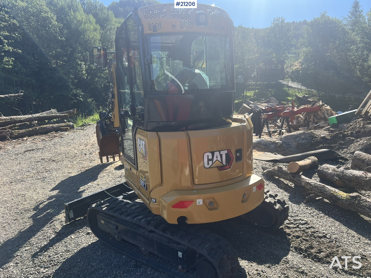 Caterpillar 302.7 CR gravemaskin m/ rototilt, pusseskuff,graveskuffe,klype og grøfteskuffe - Mini excavator: Foto 3 Caterpillar 302.7 CR gravemaskin m/ rototilt, pusseskuff,graveskuffe,klype og grøfteskuffe - Mini excavator: Foto 3