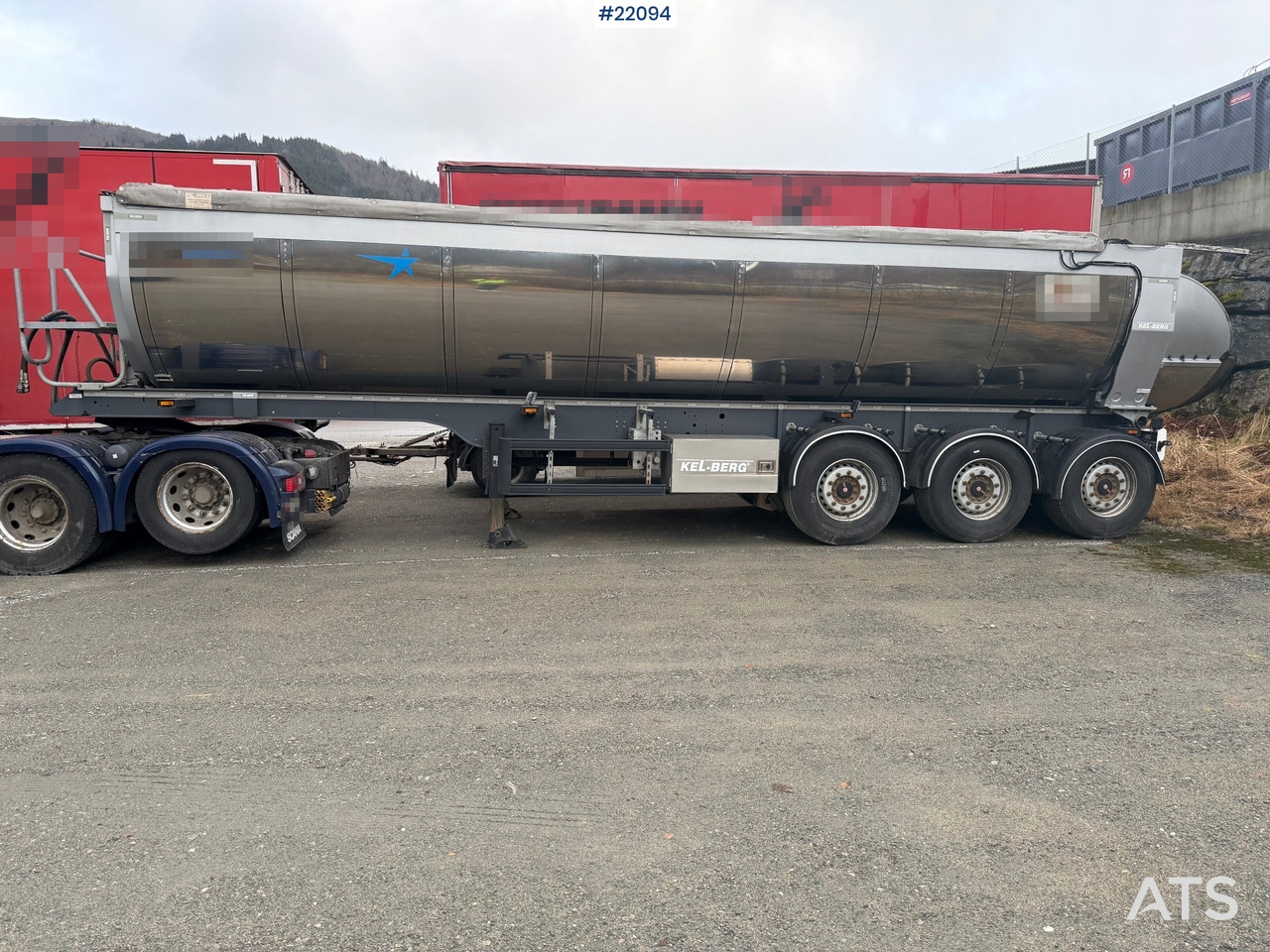 Kel-berg 3 akslet Asfaltsemi m/ luftkapell og fjernkontroll - Remorcă: Foto 4 Kel-berg 3 akslet Asfaltsemi m/ luftkapell og fjernkontroll - Remorcă: Foto 4