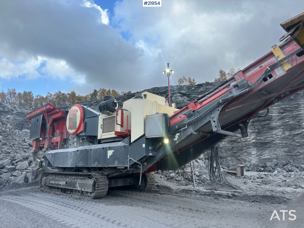 Sandvik UJ440i kjeftknuser. SE VIDEO. - Concasor cu fălci: Foto 1 Sandvik UJ440i kjeftknuser. SE VIDEO. - Concasor cu fălci: Foto 1