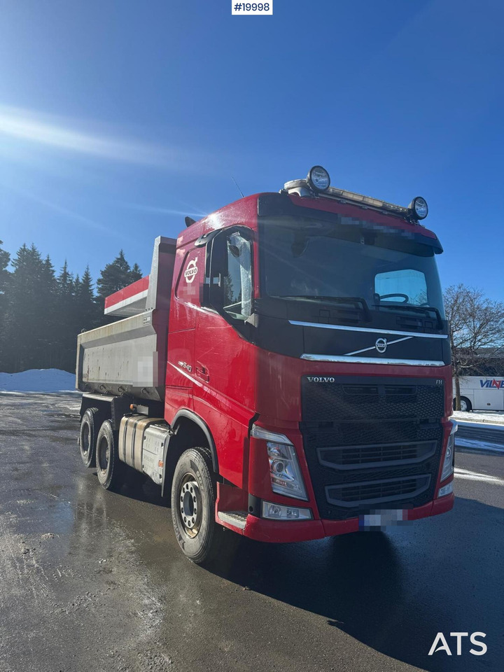 Volvo Volvo FH540 6x4 Tippbil - Camion basculantă: Foto 1 Volvo Volvo FH540 6x4 Tippbil - Camion basculantă: Foto 1