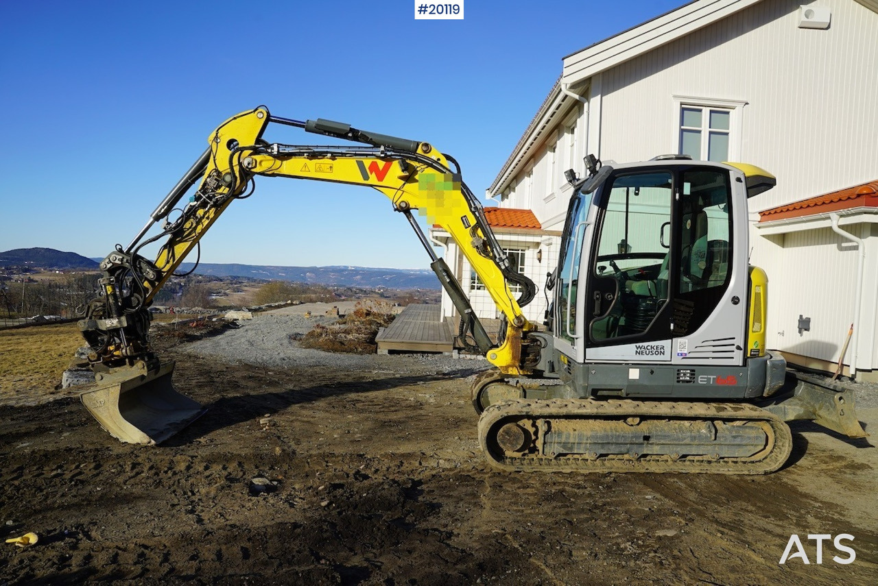 Excavator Wacker Neuson E65: Foto 1