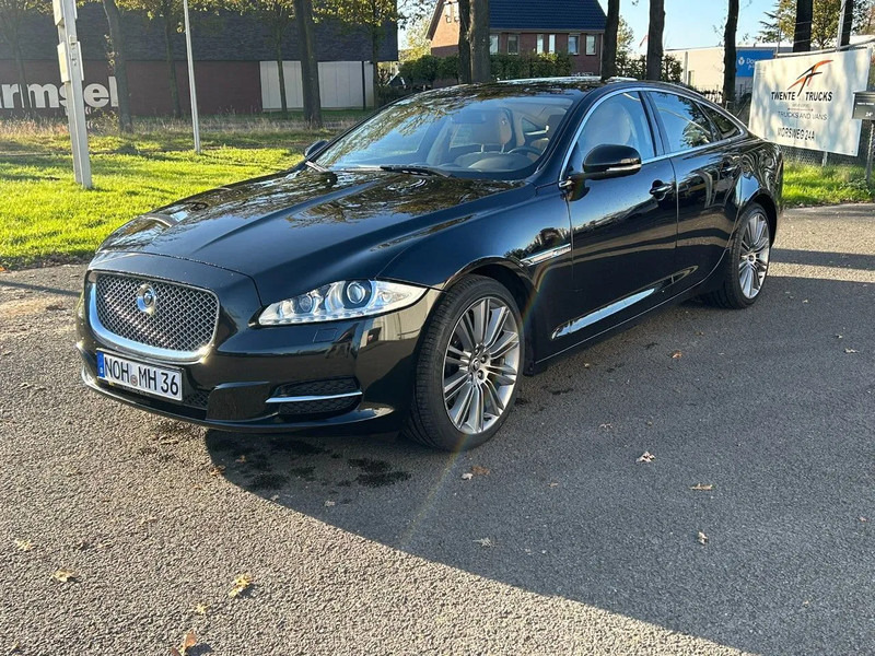 Jaguar XJ 3.0 V6D 275 PK /AUTOM / PANO DAK / VOL LEDER / MERIDAN / EXPORT PRICE - Berlină/ Sedan: Foto 3 Jaguar XJ 3.0 V6D 275 PK /AUTOM / PANO DAK / VOL LEDER / MERIDAN / EXPORT PRICE - Berlină/ Sedan: Foto 3