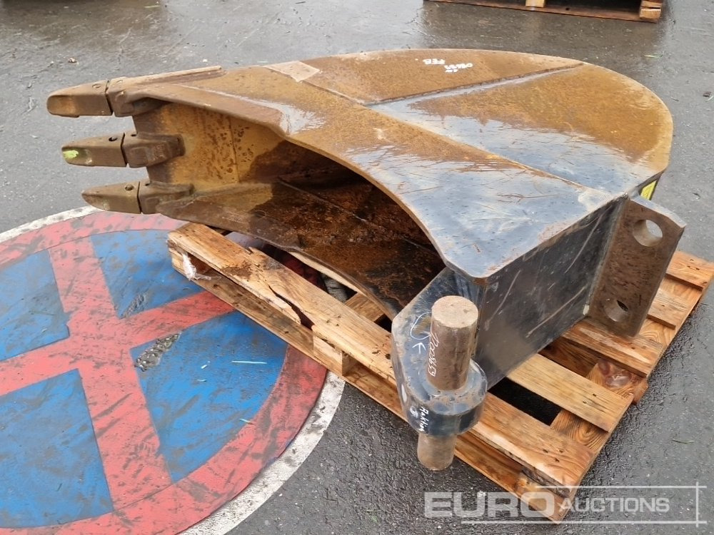 14" Digging Bucket - Cupă: Foto 2 14" Digging Bucket - Cupă: Foto 2