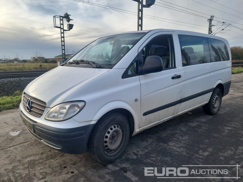 2005 Mercedes Benz Vito - Autoutilitară cabină dublă: Foto 1 2005 Mercedes Benz Vito - Autoutilitară cabină dublă: Foto 1