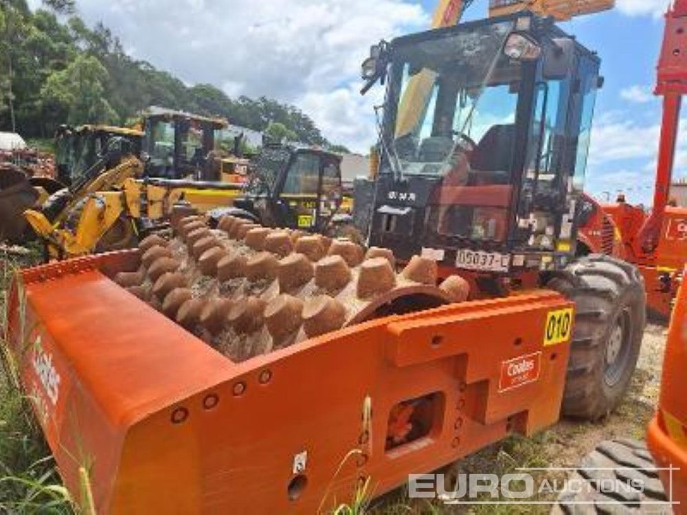 2011 CAT CP76XT - Cilindru compactor: Foto 1 2011 CAT CP76XT - Cilindru compactor: Foto 1