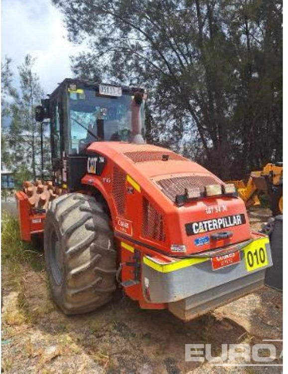 2011 CAT CP76XT - Cilindru compactor: Foto 2 2011 CAT CP76XT - Cilindru compactor: Foto 2