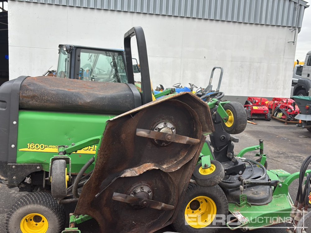 Maşină de tuns iarba 2012 John Deere 1600: Foto 6
