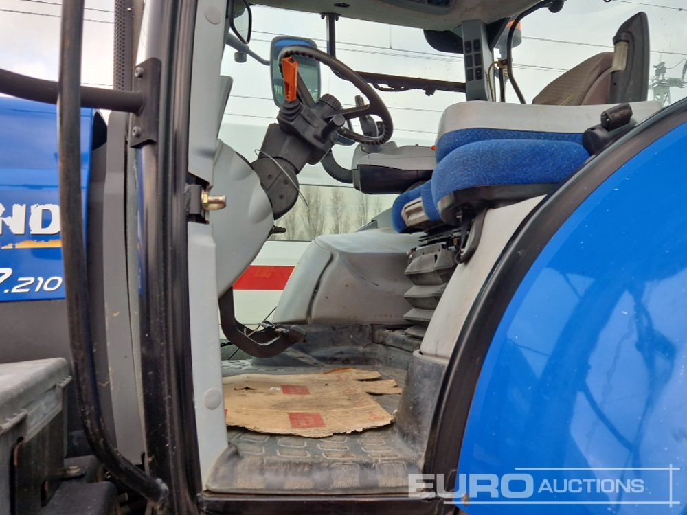Tractor agricol 2012 New Holland T7.210: Foto 25