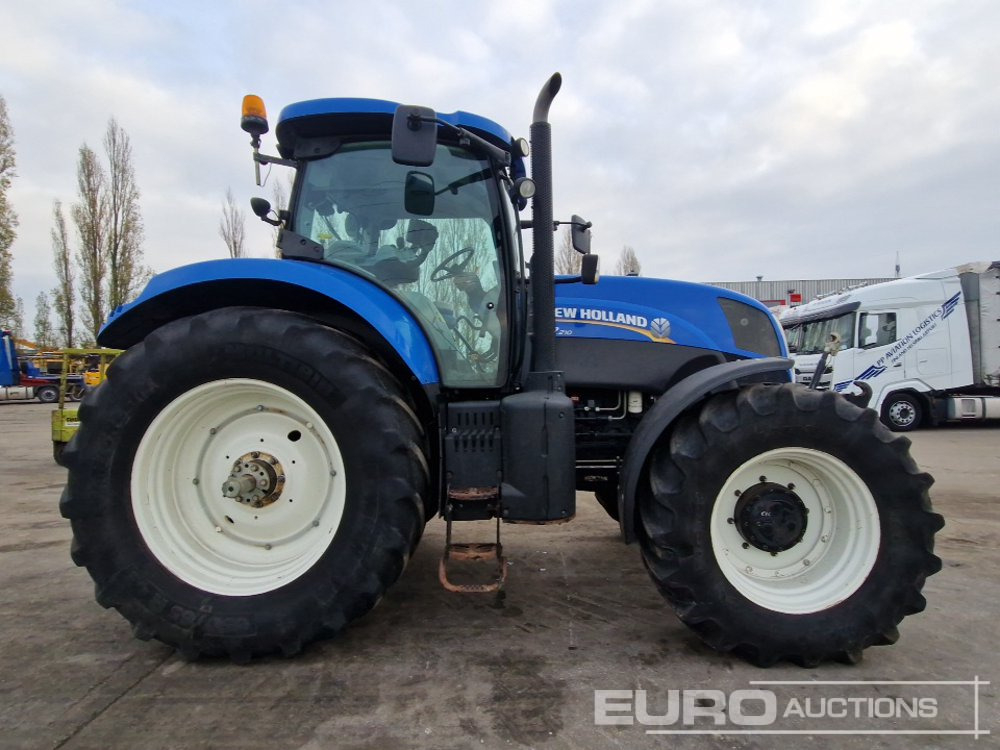 Tractor agricol 2012 New Holland T7.210: Foto 6