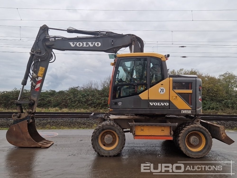 2015 Volvo EWR150E - Excavator pe roţi: Foto 2 2015 Volvo EWR150E - Excavator pe roţi: Foto 2