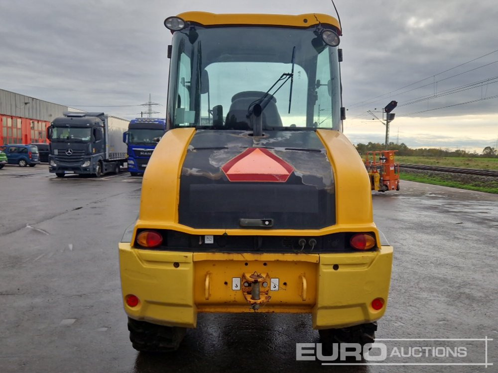 2017 JCB 409 - Încărcător frontal pe pneuri: Foto 4 2017 JCB 409 - Încărcător frontal pe pneuri: Foto 4