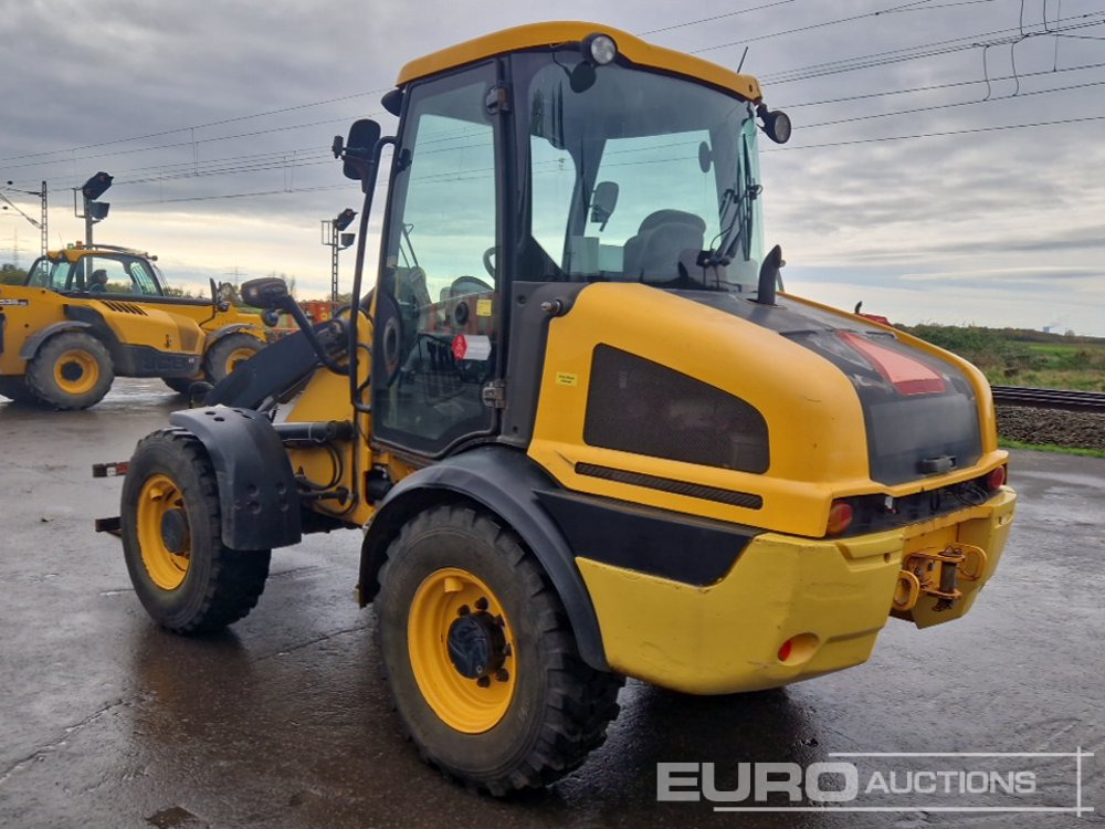 2017 JCB 409 - Încărcător frontal pe pneuri: Foto 3 2017 JCB 409 - Încărcător frontal pe pneuri: Foto 3