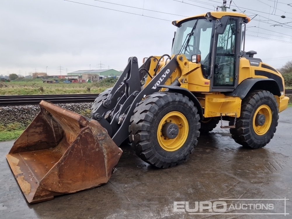2017 Volvo L45H - Încărcător frontal pe pneuri: Foto 1 2017 Volvo L45H - Încărcător frontal pe pneuri: Foto 1