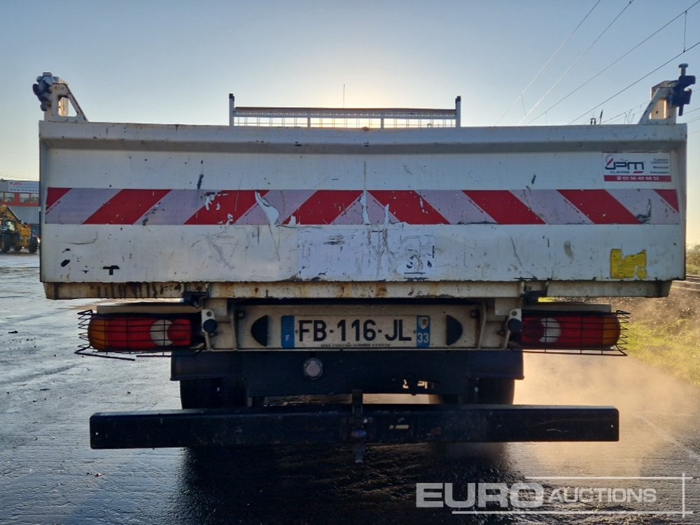 2018 Nissan NT400 - Autoutilitară basculantă: Foto 4 2018 Nissan NT400 - Autoutilitară basculantă: Foto 4