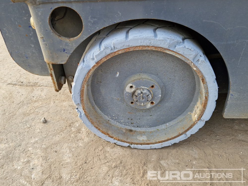 Platforma foarfeca Haulotte Compact 8: Foto 8 Platforma foarfeca Haulotte Compact 8: Foto 8