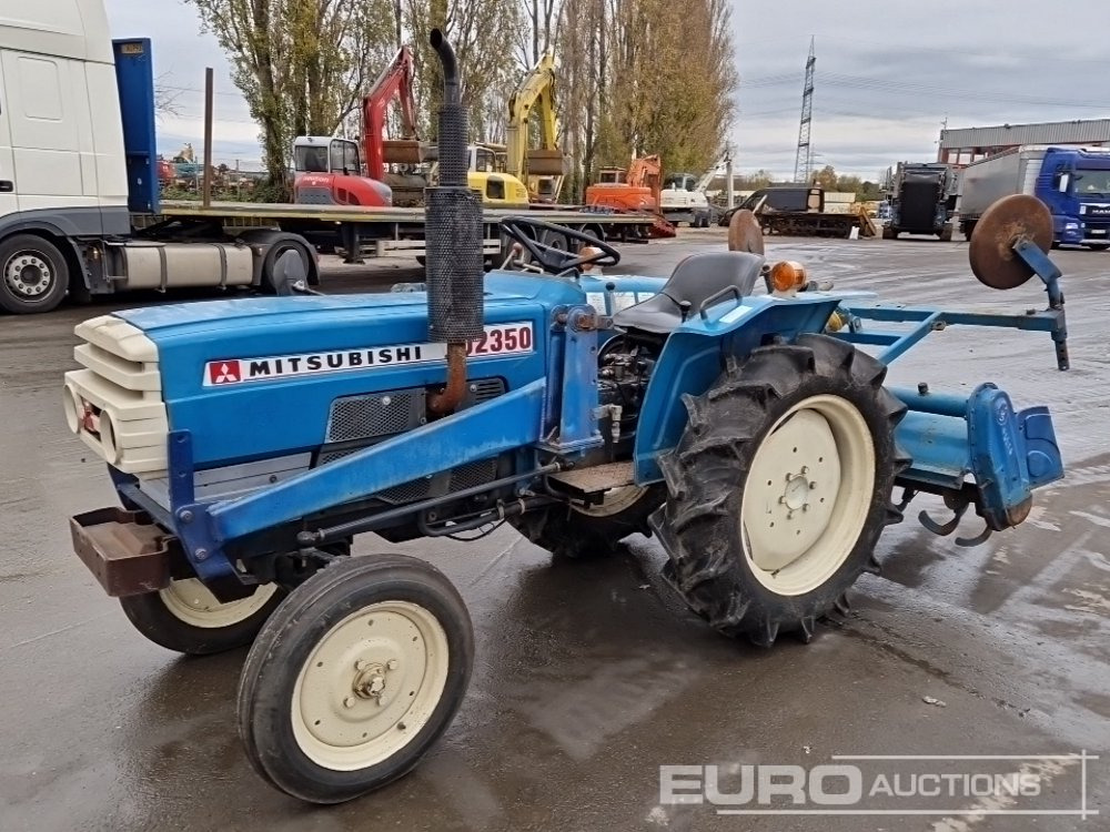 Mitsubishi D2350 - Tractor mic: Foto 1 Mitsubishi D2350 - Tractor mic: Foto 1