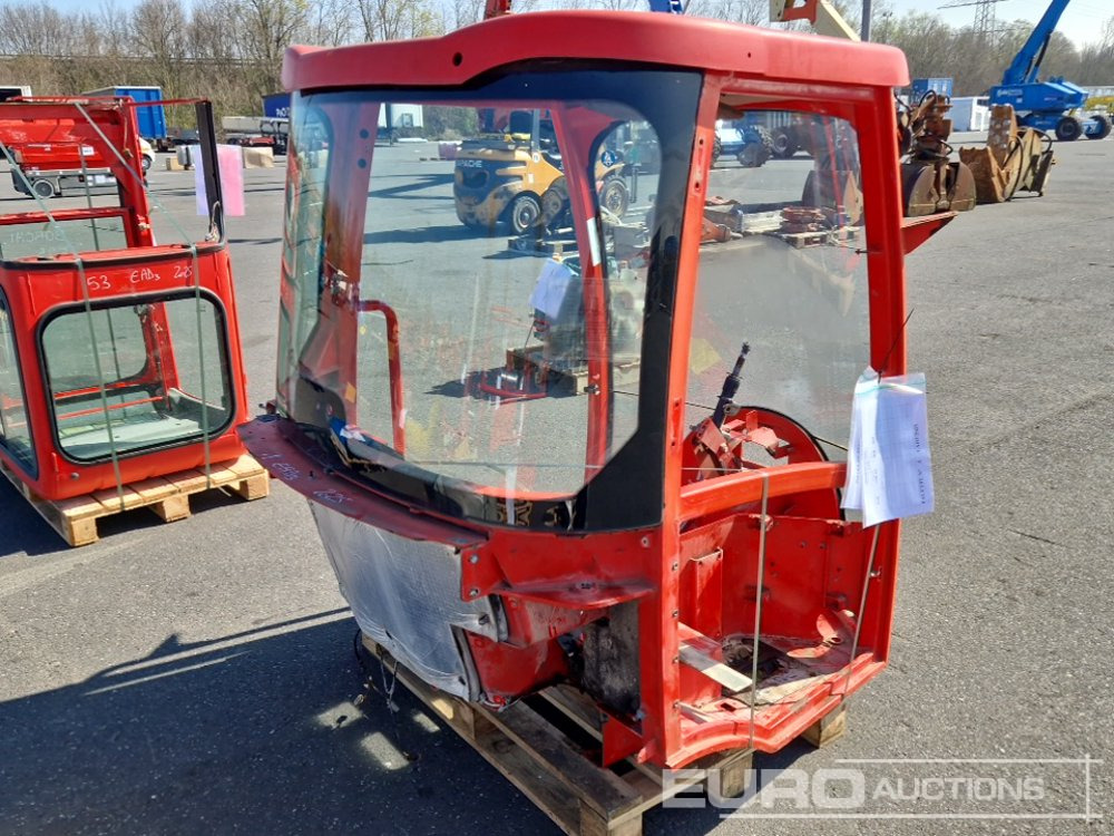 Cabin to suit JCB 406 - Piesă de schimb: Foto 3 Cabin to suit JCB 406 - Piesă de schimb: Foto 3