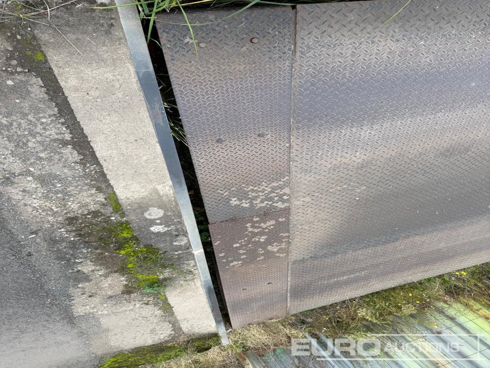 Truck Weighbridge Station, Weight Display Screen (Being Sold Offsite : Duisburg, 47239 Germany) - Container maritim: Foto 4 Truck Weighbridge Station, Weight Display Screen (Being Sold Offsite : Duisburg, 47239 Germany) - Container maritim: Foto 4