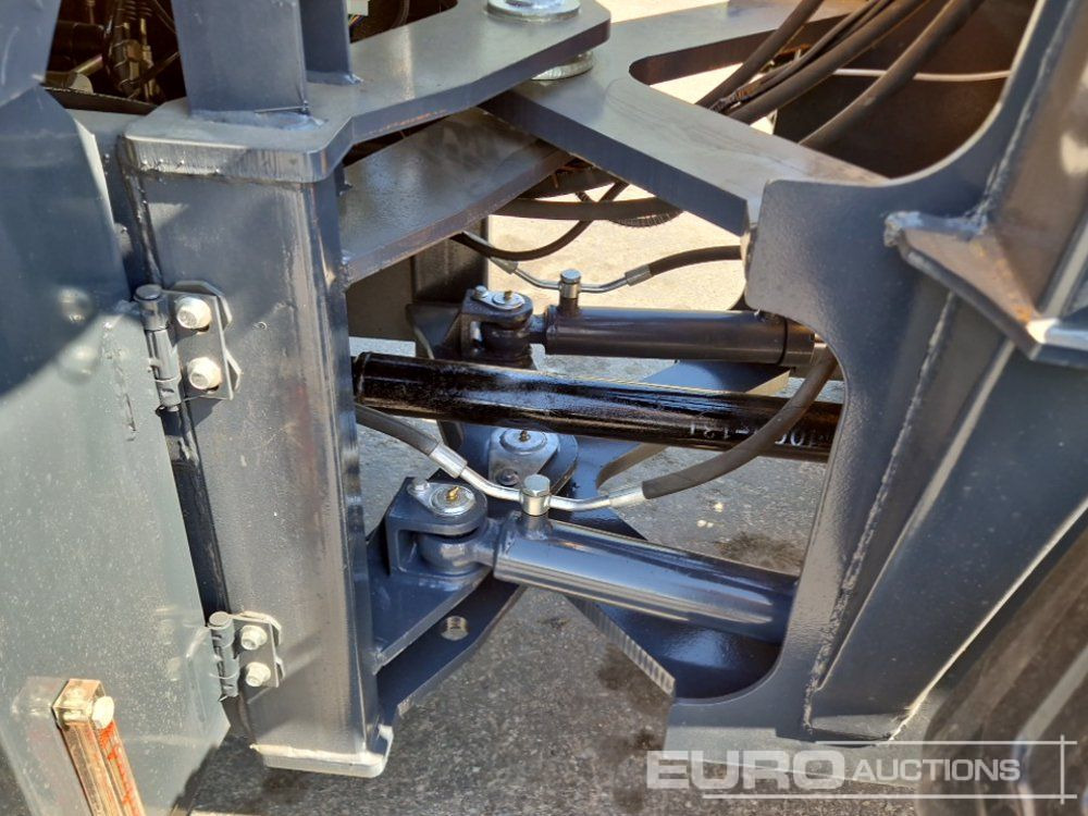 Încărcător frontal pe pneuri Unused Blanche TW36: Foto 18