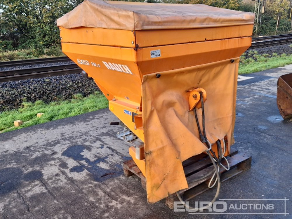 1987 Rauch Axeo 18.1 Spreader (ONLY PART II German Reg. Docs. Available) - Utilaje agricole: Foto 2 1987 Rauch Axeo 18.1 Spreader (ONLY PART II German Reg. Docs. Available) - Utilaje agricole: Foto 2