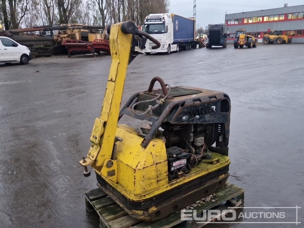 Wacker Neuson DPU100-70 - Maşină de asfaltat: Foto 4 Wacker Neuson DPU100-70 - Maşină de asfaltat: Foto 4