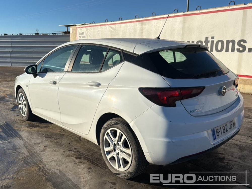 2016 Opel Astra - Automobil: Foto 3 2016 Opel Astra - Automobil: Foto 3
