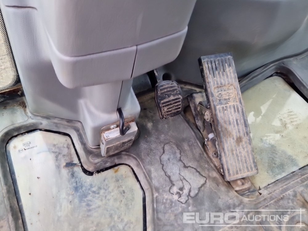 Măturătoare stradală Johnston 142A 101T: Foto 16