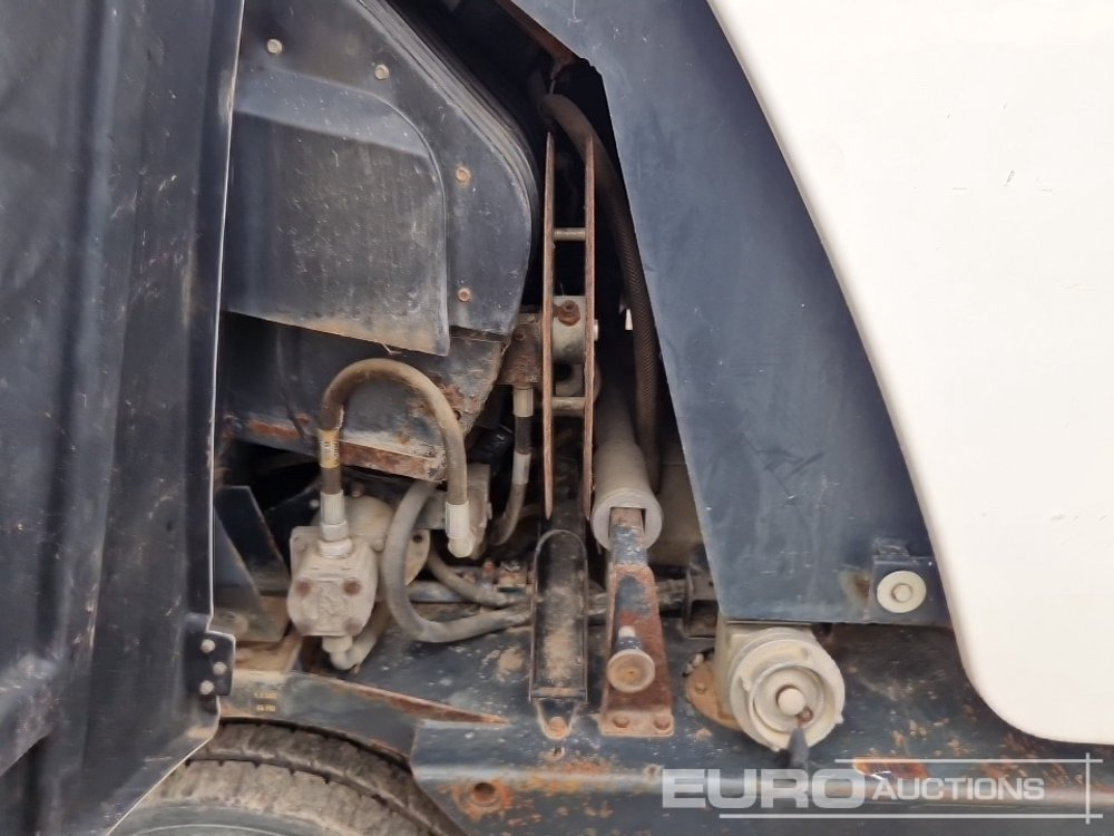 Măturătoare stradală Johnston 142A 101T: Foto 25