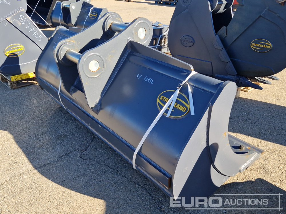 Strickland BT21 - Cupă: Foto 4 Strickland BT21 - Cupă: Foto 4