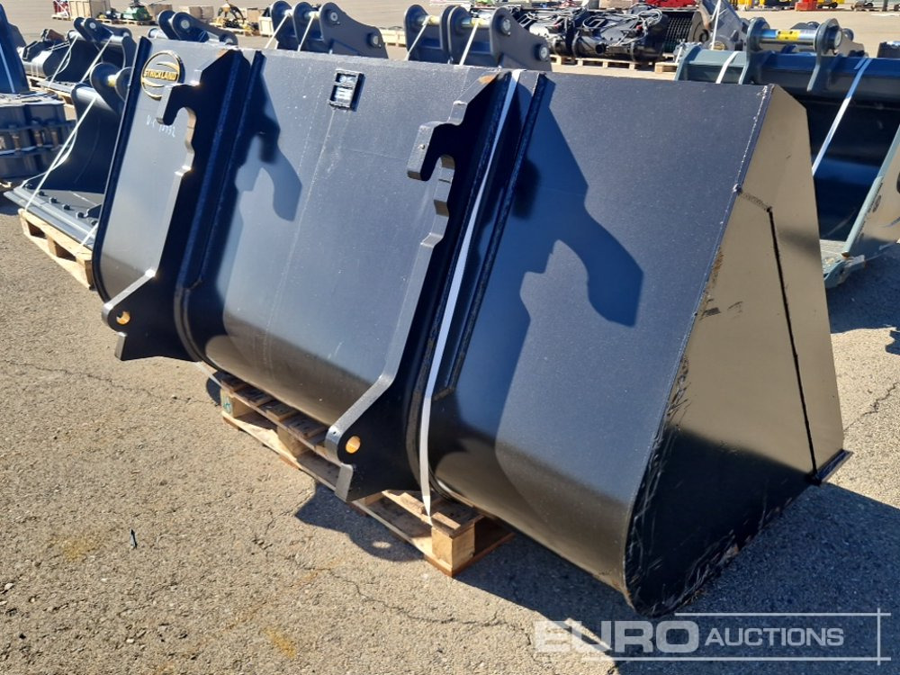 Strickland TH-THB - Cupă: Foto 4 Strickland TH-THB - Cupă: Foto 4