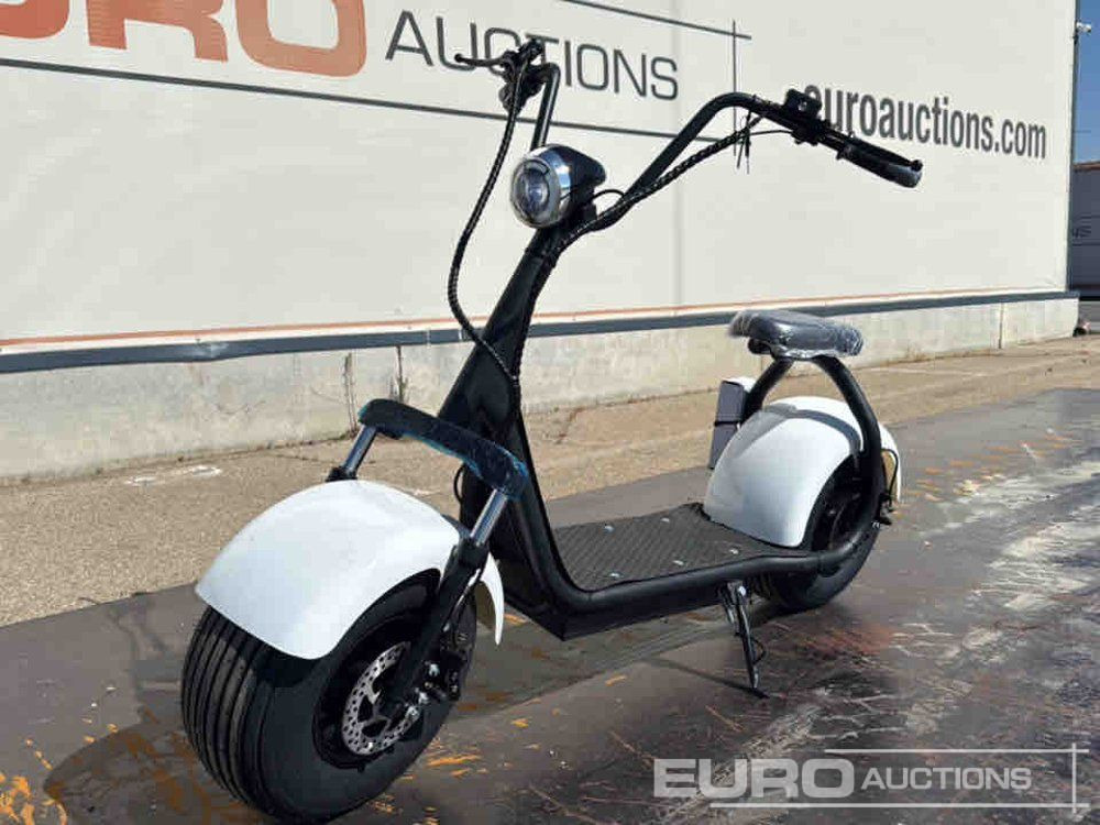Unused City coco Electric Scooter Max Speed 40km/h, Autonomy 45km / Scooter Eléctrico - Motocicletă: Foto 1 Unused City coco Electric Scooter Max Speed 40km/h, Autonomy 45km / Scooter Eléctrico - Motocicletă: Foto 1