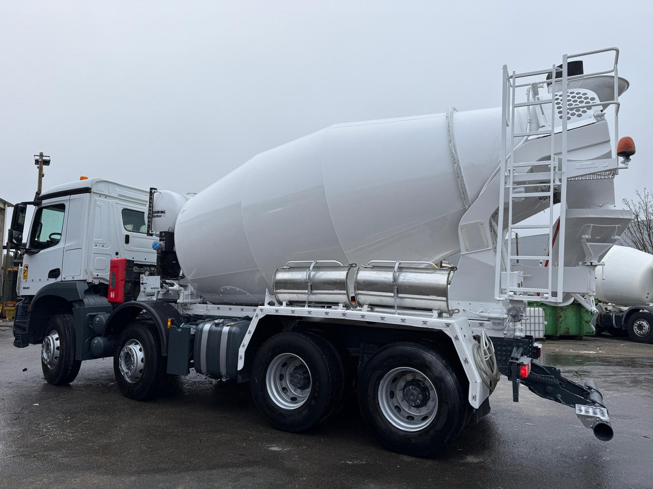 Camion béton Mercedes-Benz Arocs 3540 GN-503-MN - Autobetonieră: Foto 4 Camion béton Mercedes-Benz Arocs 3540 GN-503-MN - Autobetonieră: Foto 4