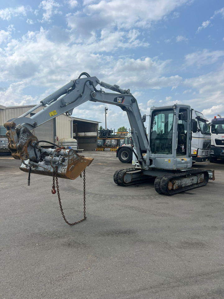 Mini-pelle Caterpillar 305E2 - Mini excavator: Foto 1 Mini-pelle Caterpillar 305E2 - Mini excavator: Foto 1