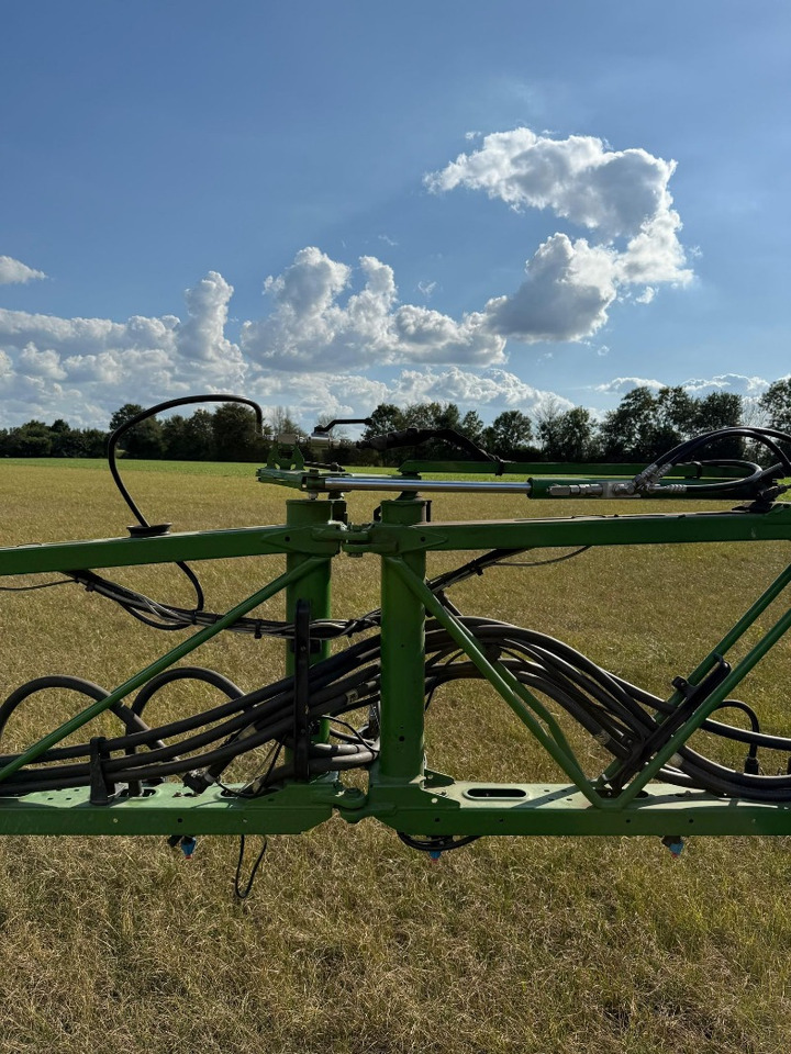 Amazone Panthera 4502 - Mașină de erbicidat autopropulsata: Foto 3 Amazone Panthera 4502 - Mașină de erbicidat autopropulsata: Foto 3