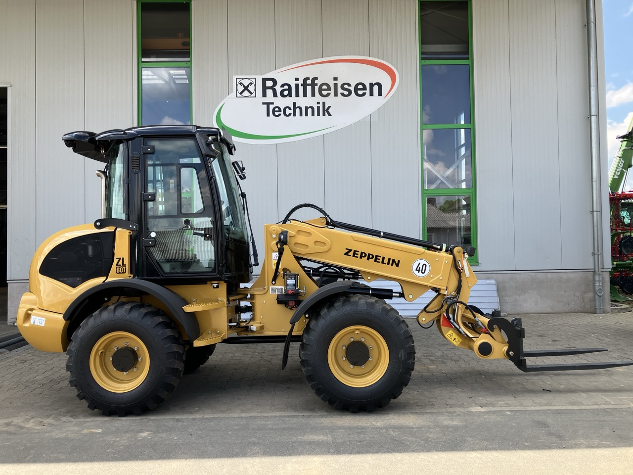 Caterpillar Zeppelin ZL60T - Încărcător: Foto 1 Caterpillar Zeppelin ZL60T - Încărcător: Foto 1