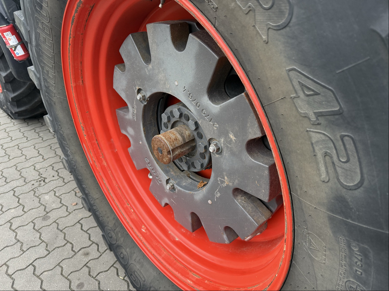 Claas Axion 870 C-Matic - Tractor agricol: Foto 3 Claas Axion 870 C-Matic - Tractor agricol: Foto 3