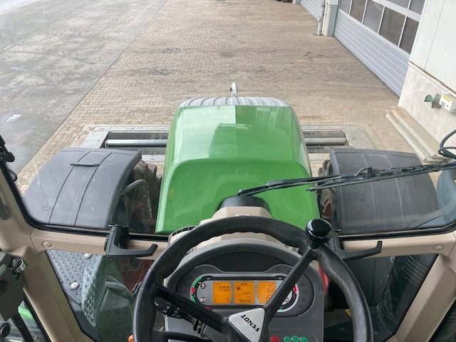 Fendt 724 Vario S4 Profi - Tractor agricol: Foto 3 Fendt 724 Vario S4 Profi - Tractor agricol: Foto 3