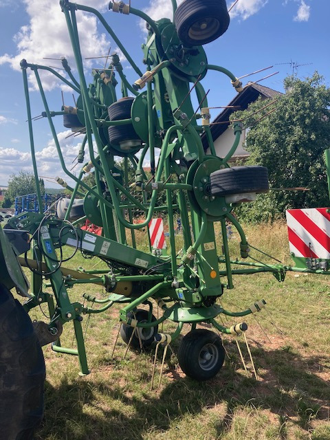 Krone KW 8.82/8 - Maşină de întors fânul: Foto 2 Krone KW 8.82/8 - Maşină de întors fânul: Foto 2