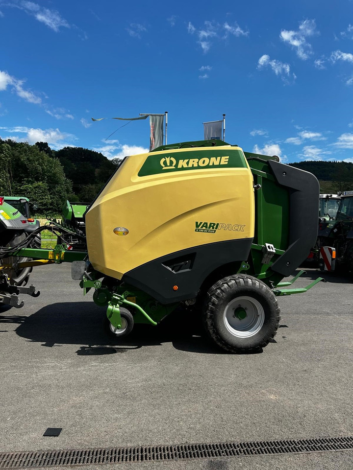 Krone VariPack V 190 XC Plus - Utilaje pentru fân: Foto 1 Krone VariPack V 190 XC Plus - Utilaje pentru fân: Foto 1