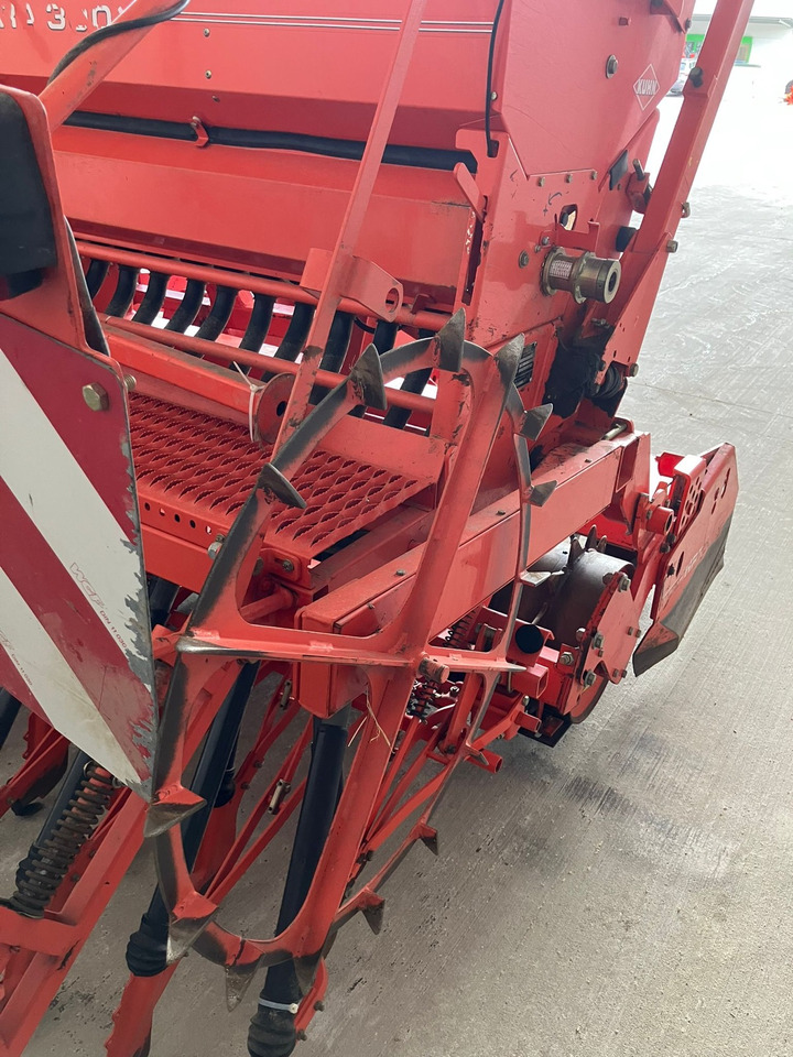 Kuhn Drillmaschinen - Semănătoare: Foto 4 Kuhn Drillmaschinen - Semănătoare: Foto 4