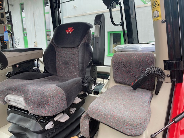 Massey Ferguson 7716 Dyna-6 - Tractor agricol: Foto 5 Massey Ferguson 7716 Dyna-6 - Tractor agricol: Foto 5