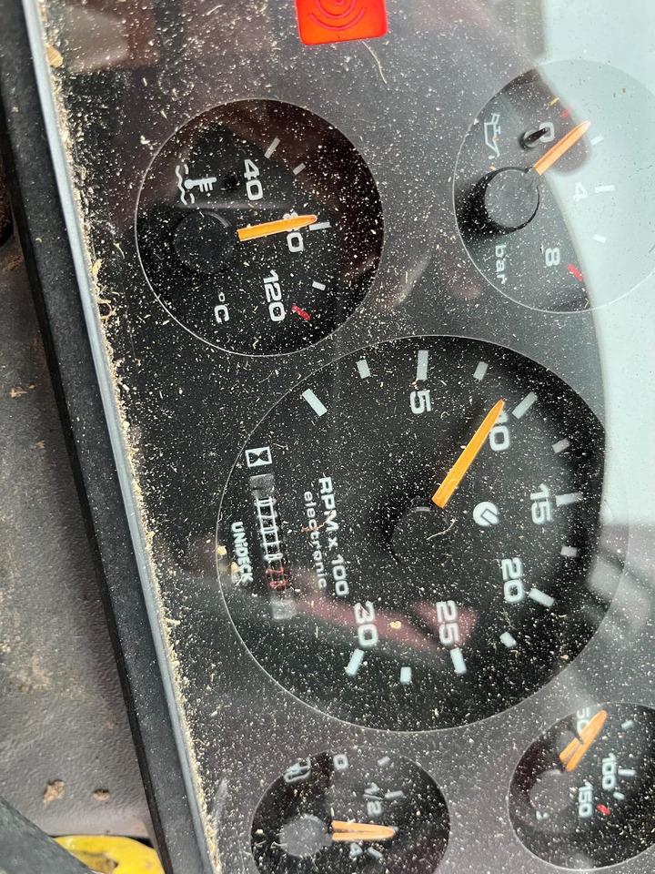 Mayer Siloking Selbstfahrer 13m³ - Remorcă distribuit furaje: Foto 2 Mayer Siloking Selbstfahrer 13m³ - Remorcă distribuit furaje: Foto 2