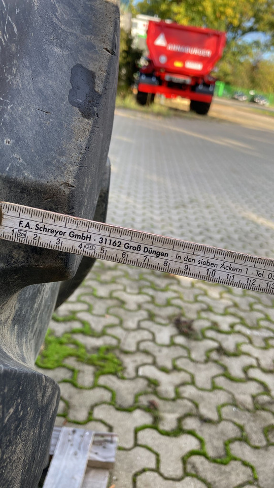 Michelin 650/65R34 710/75R42 - Anvelope și jante: Foto 3 Michelin 650/65R34 710/75R42 - Anvelope și jante: Foto 3